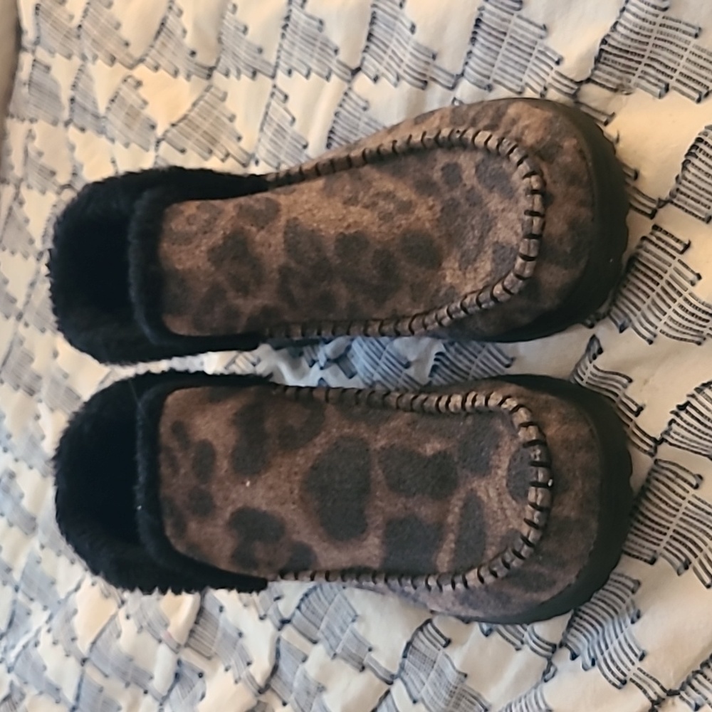 Hey dude slip on boots